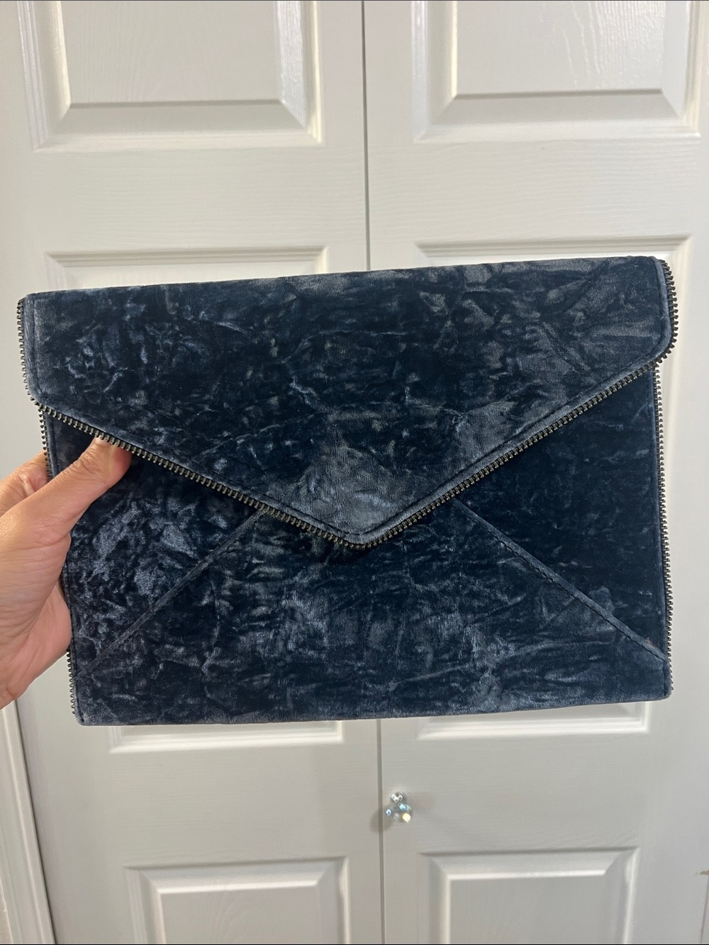 Rebecca Minkoff Leo crushed velvet envelope clutch